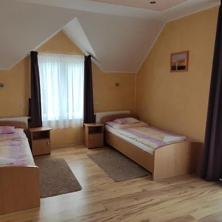 Apartment Fonix Apartmanhaz Nagypali